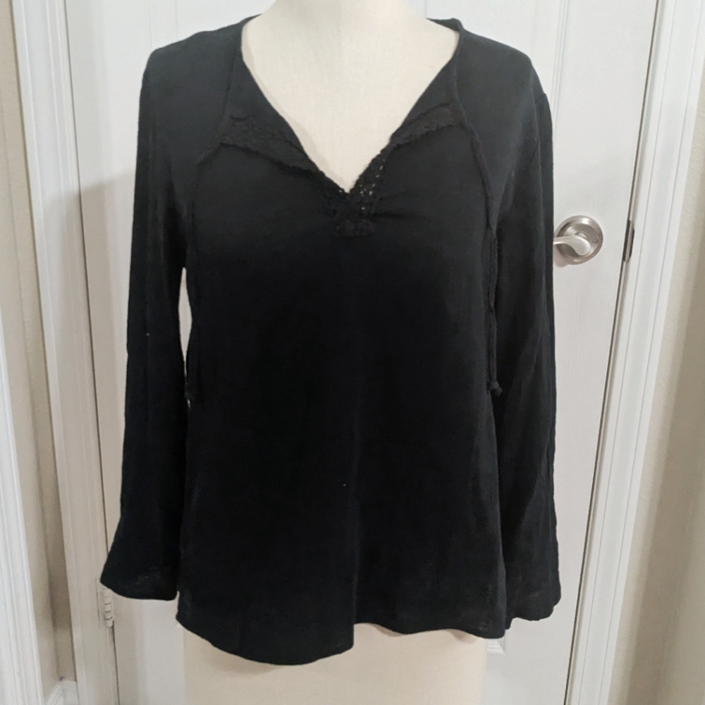 NEW YORK & COMPANY Black Long Sleeve M